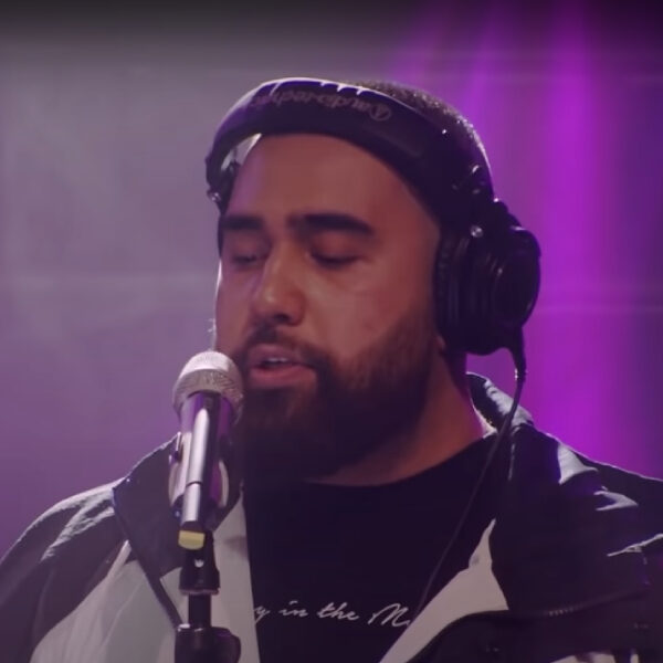 Онлайн-концерт Jah Khalib на VK Fest 2020: От «Лейлы» до «Медины»