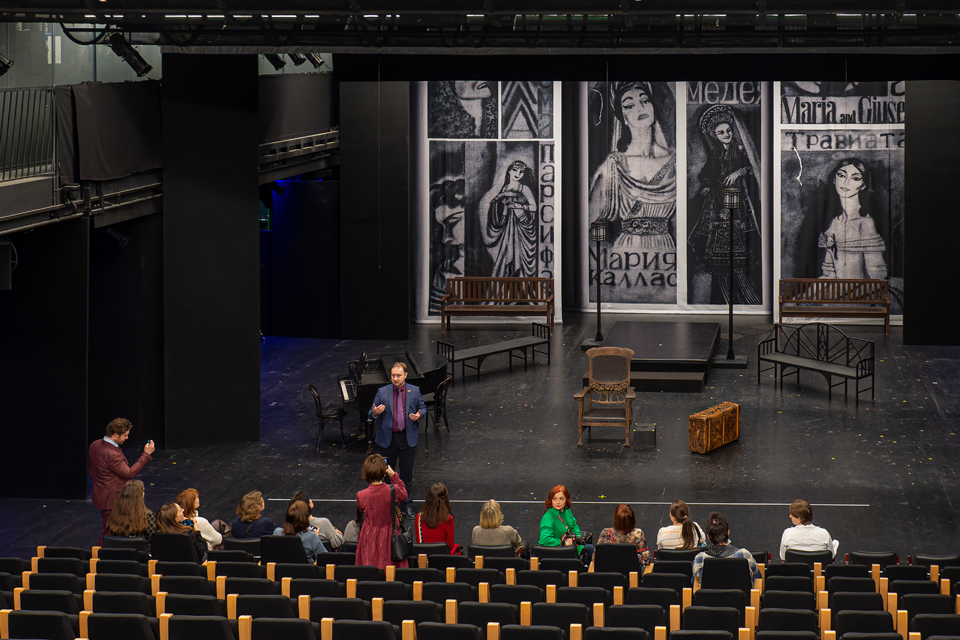 Как прошла ночь театров в Москве 2022: 16 ярких фото