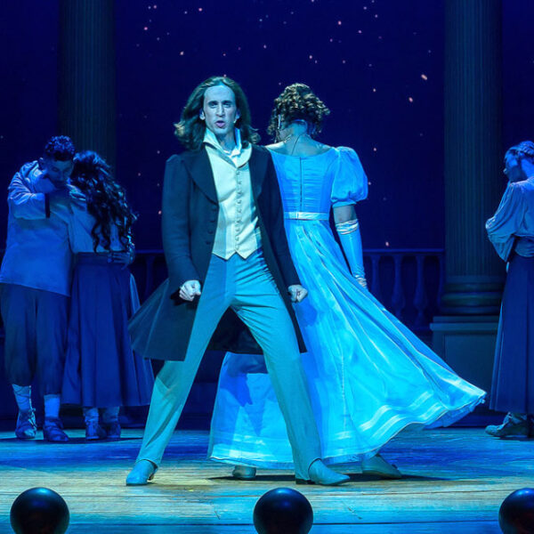 Спектакль «Дубровский» в музыкальном театре «Поколение»