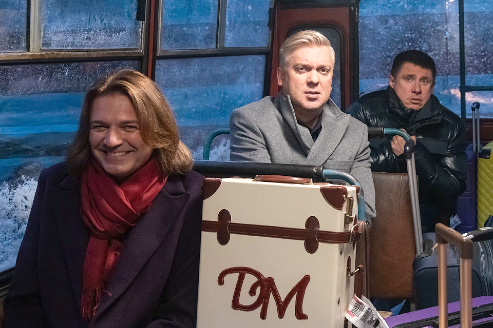 Фильм «Звезды в Сибири» (2024): новогодняя комедия, где селебрити сыграют самих себя