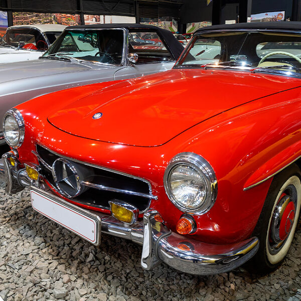 8 марта в Автомузее «Автомобили Мира»