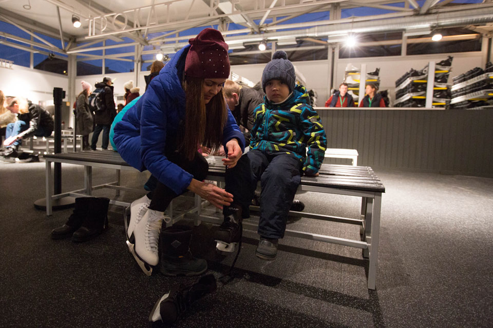 Лучшие крытые катки в Санкт-Петербурге