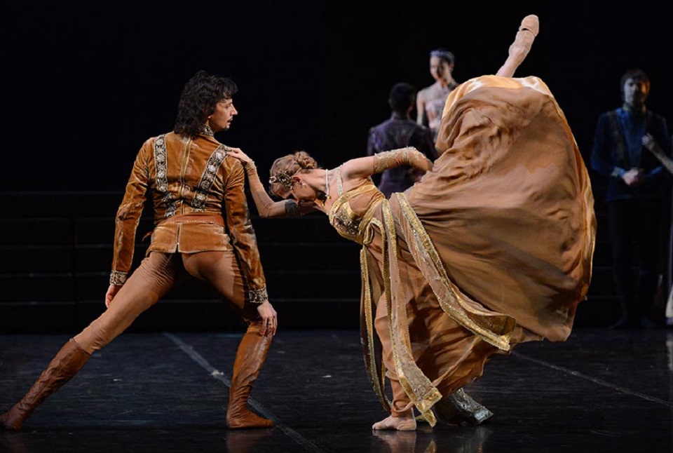 Куда сходить на выходные 3 и 4 апреля 2021 года в Санкт-Петербурге: балет Начо Дуато и баня на колесах