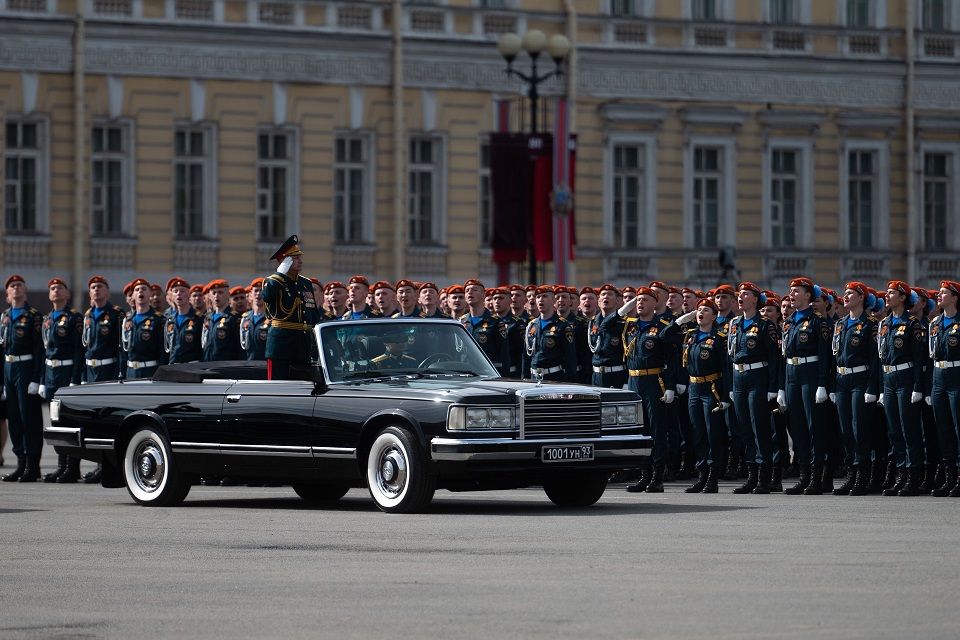 Видео Парада Победы в Санкт-Петербурге 9 мая 2024: прямая онлайн-трансляция
