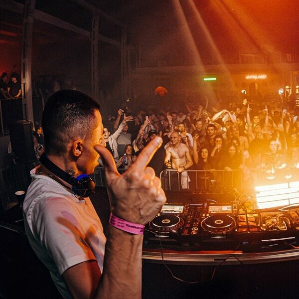 Шоу Ломаные Ритмы vs X Wave