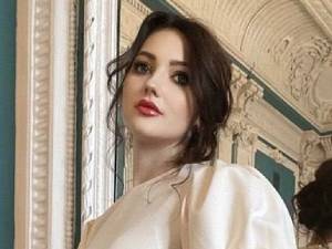Елена Чеснокова