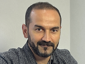 Руслан Искандаров