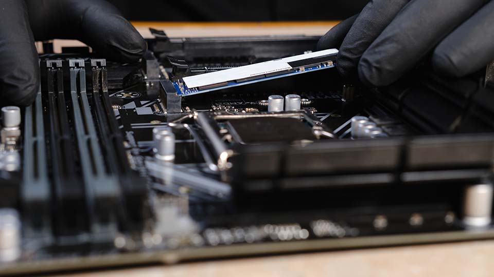 Лучшие SSD диски для ноутбука 2025