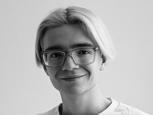 Александр Вайс