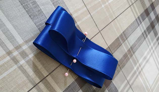 Бантик на резинке для волос