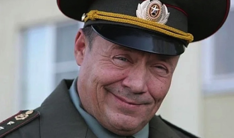 Прапорщику Шматко и не снилось: как сейчас живет звезда сериала «Солдаты» Алексей Маклаков