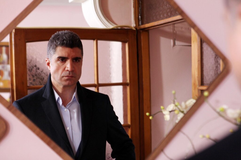 Новый сериал Озджана Дениза разочаровал поклонников