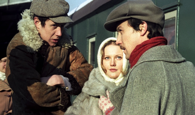 Елена Проклова: «Олег Янковский подарил мне много счастливых дней. Почему я должна стесняться своей любви?»