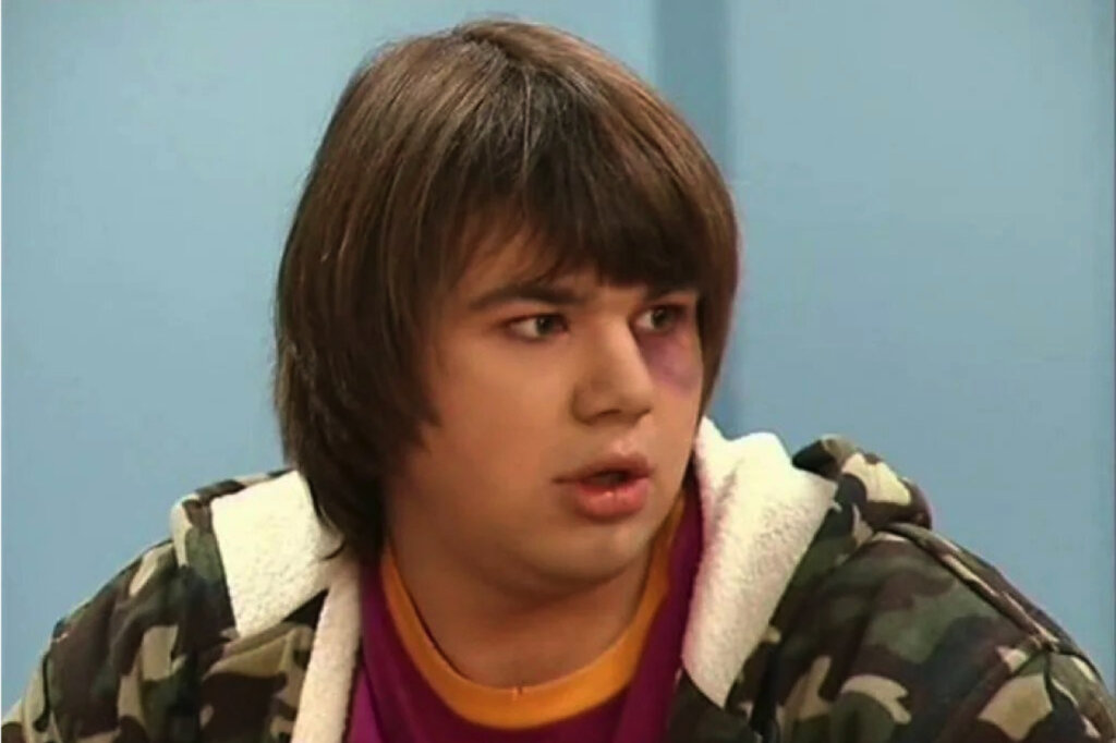 Как выглядит Полежайкин из «Папиных дочек» через год после жутких травм и операций