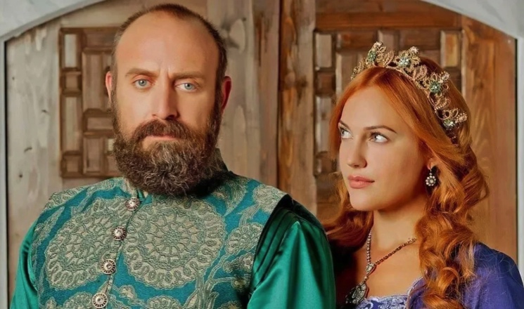 Два момента в сериале, которые доказывают, что слова о вечной любви Хюррем к Сулейману  — ложь