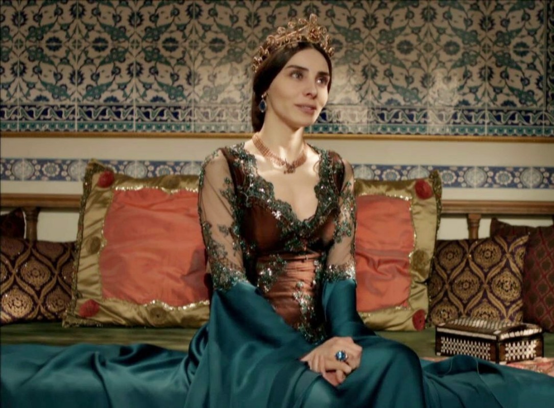 Махидевран беременна. Махидевран и нергисшах. Махидевран беременна. Махидевран и нергисшах. Махидевран беременна.