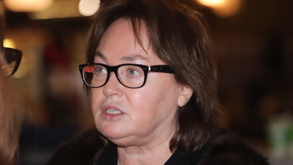 Лариса Гузеева показала честное фото без макияжа