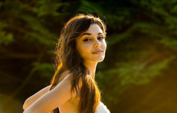 Ханде Эрчел не только следит за новостями в России, но и обожает Гарри Поттера