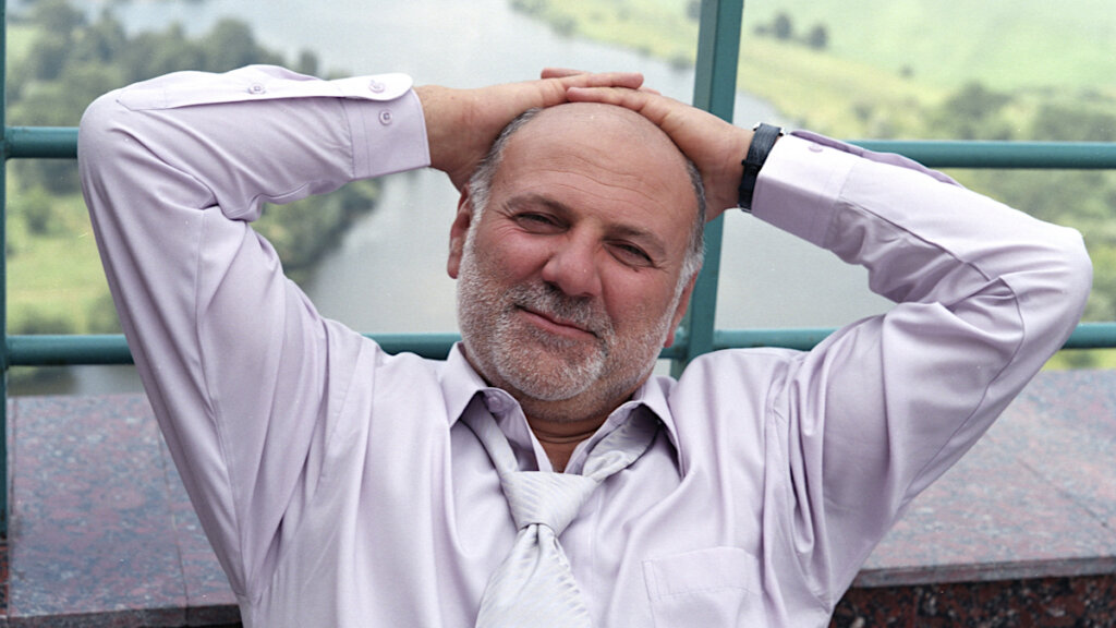 Жена Ирина Метлицкая умерла от рака, один растил сыновей: выстраданное счастье Сергея Газарова