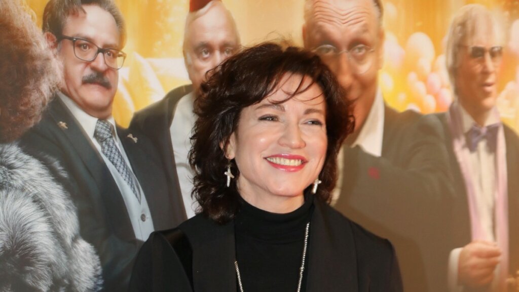 Алена Хмельницкая бросила молодого возлюбленного