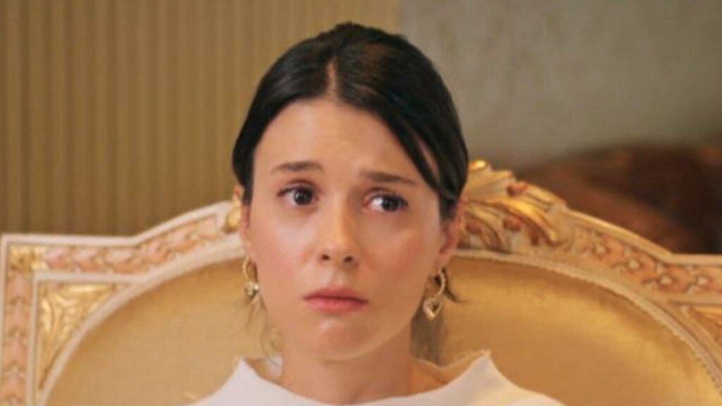 Психбольница и уход из жизни: печальный конец Пелин в сериале «Зимородок»