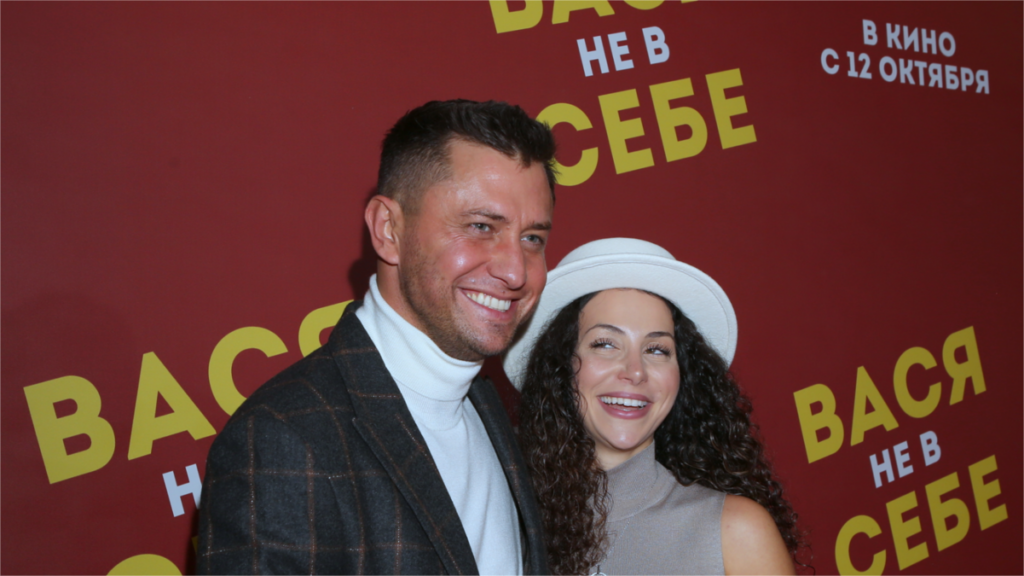 Зепюр Брутян и Павел Прилучный выставили Агату Муцениеце не в лучшем виде: вот что случилось