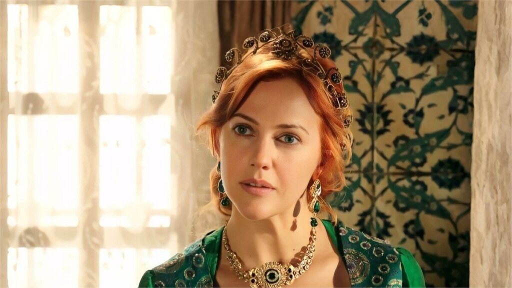 Любила Валиде и мирилась с наложницами: Реальная жизнь некрасивой Хюррем-султан