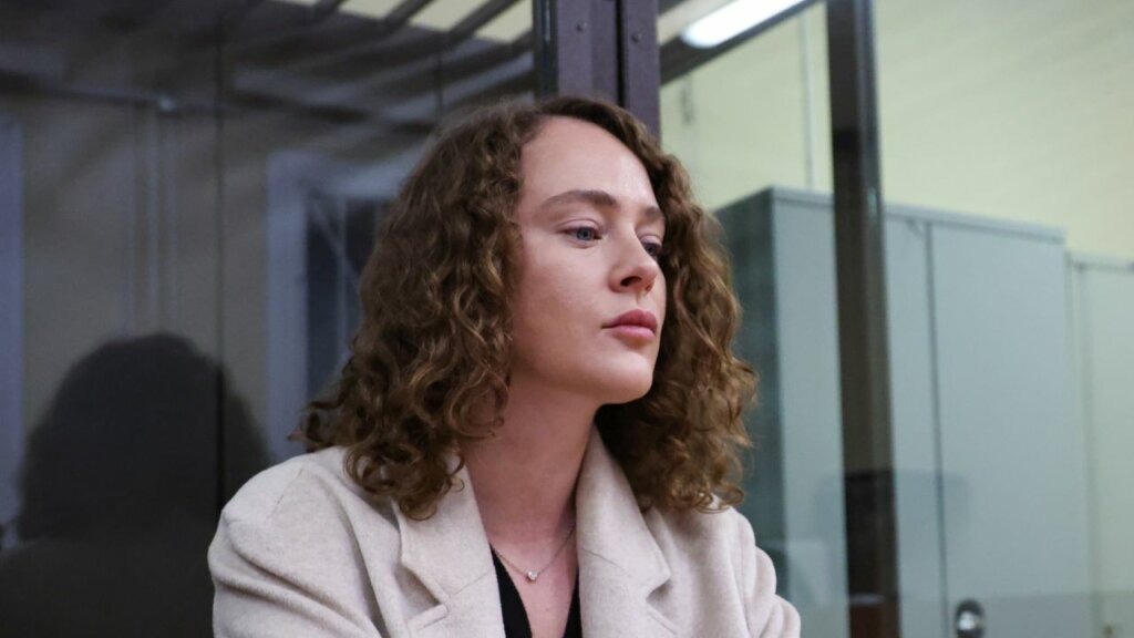 Осужденная на три года Аглая Тарасова прервала молчание после приговора: просит о помощи