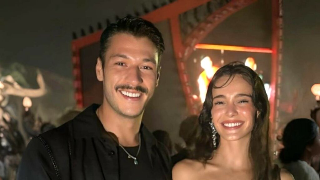 Турецкие актеры Кубилай Ака и Хафсанур Санджактутан расстались