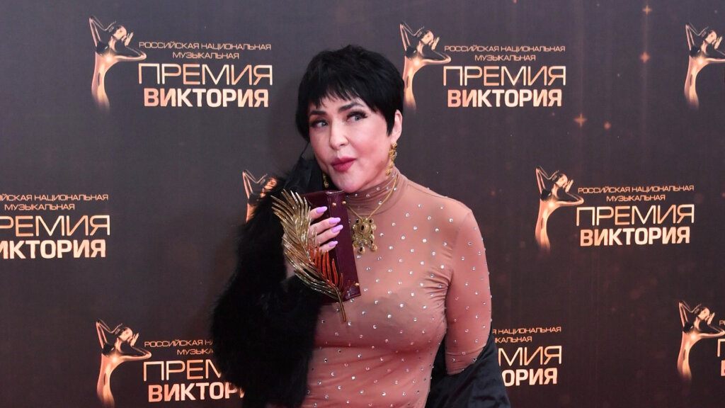 Лолита попала под капельницу из-за курения: вот что случилось