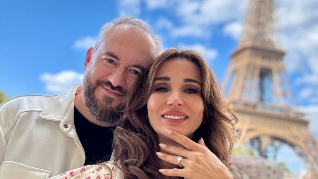 48-летняя Анфиса Чехова впервые вышла замуж: фото счастливой невесты с женихом