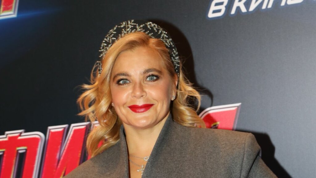 Ирина Пегова спровоцировала слухи о тайной свадьбе с молодым актером (фото)