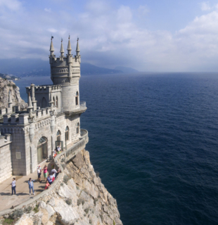 ласточкино гнездо