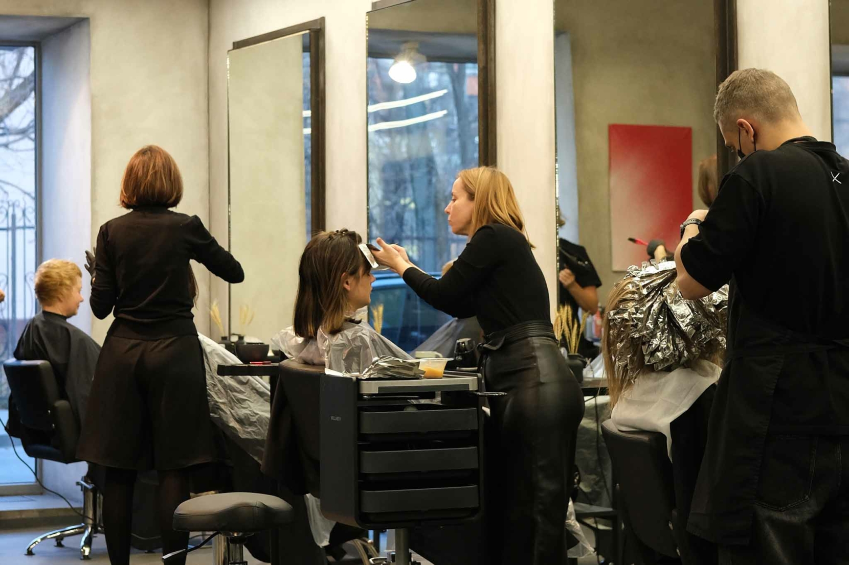 30 лучших салонов красоты в Москве 2024: рейтинг топ лучших салонов ...