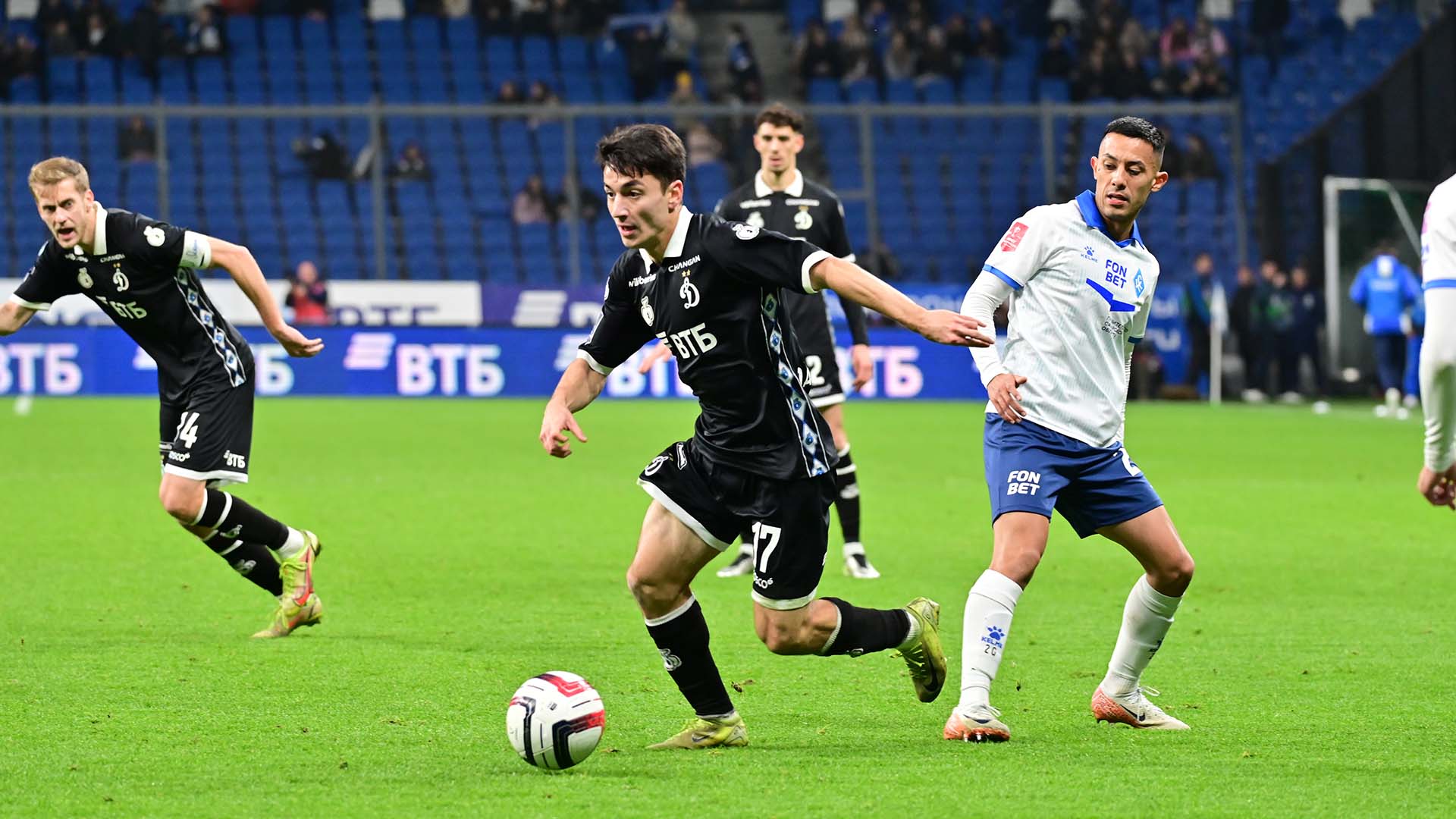 ФК «Динамо Москва» — ФК «Крылья Советов». Фото: globallookpress.com/Pavel Kashaev