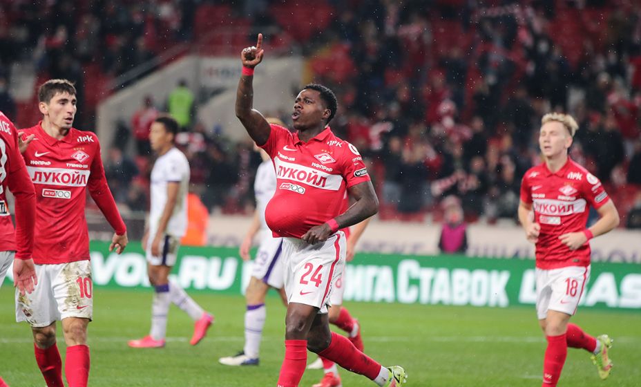 Спартаковец Квинси Промес узнал, кто теперь вершит судьбы красно-белого клуба. Фото: РПЛ