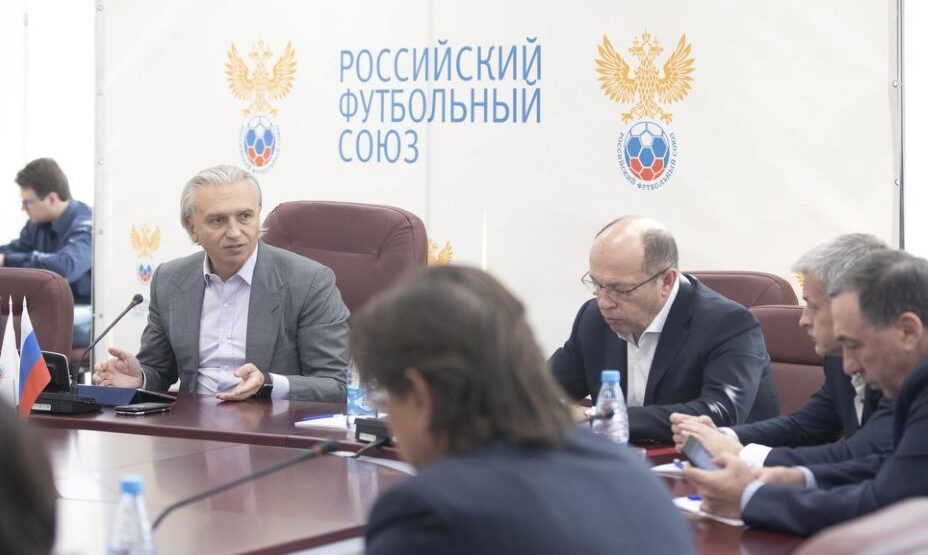 Александр Дюков, Сергей Прядкин, Игорь Ефремов