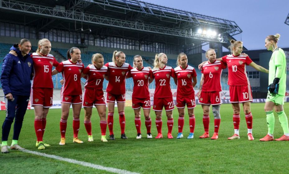 Женская сборная России прошла отбор на Евро-2022, но рискует пропустить турнир из-за санкций. 
Фото: РФС