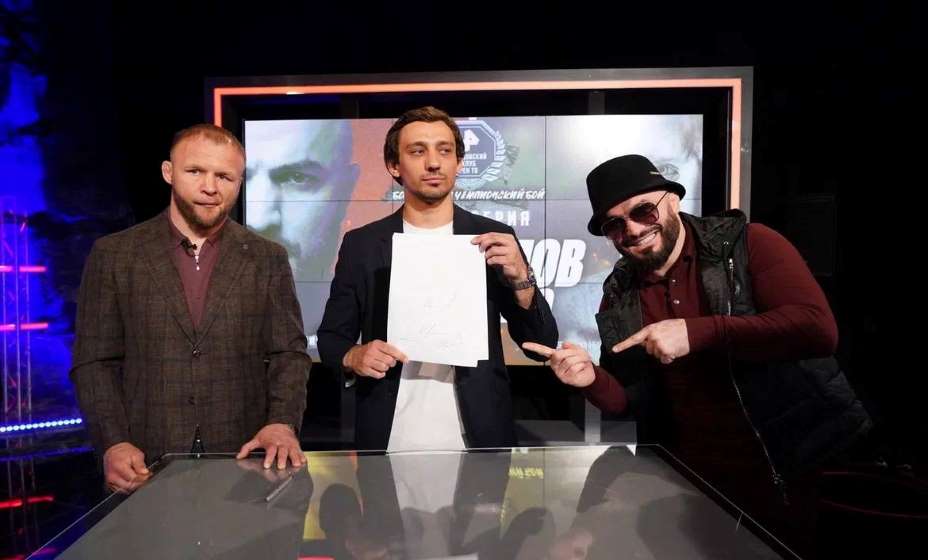 Александр Шлеменко не будет искать реванша с Исмаиловым. Фото: Бойцовский клуб РЕН ТВ