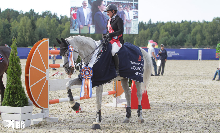 Наталия Симония и ее Клен идут за третьим чемпионским титулом. Фото: Александр Шпаковский, КП