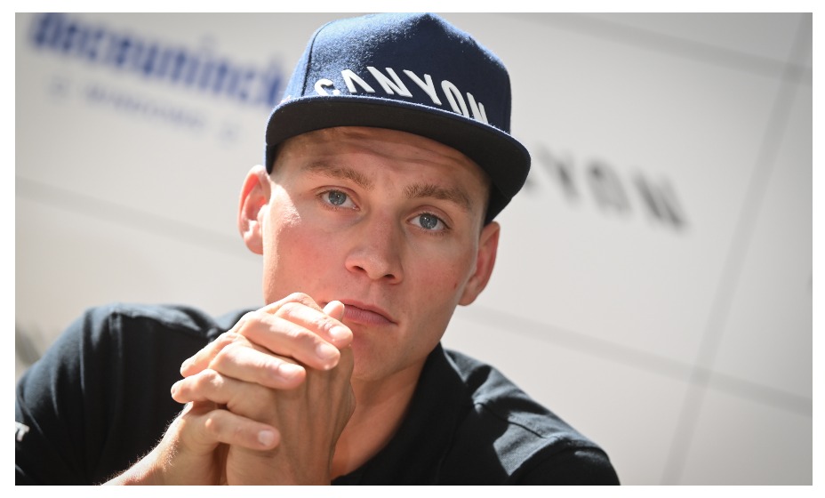 Матье ван дер Пул влип в историю перед стартом ЧМ-2022. Фото: Global Look Press