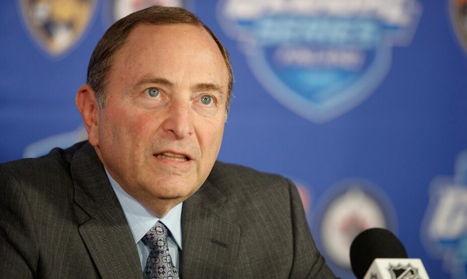 НХЛ, Гэри Беттмэн