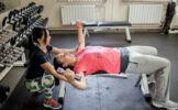 Как правильно выбирать тренера в фитнес-зале
