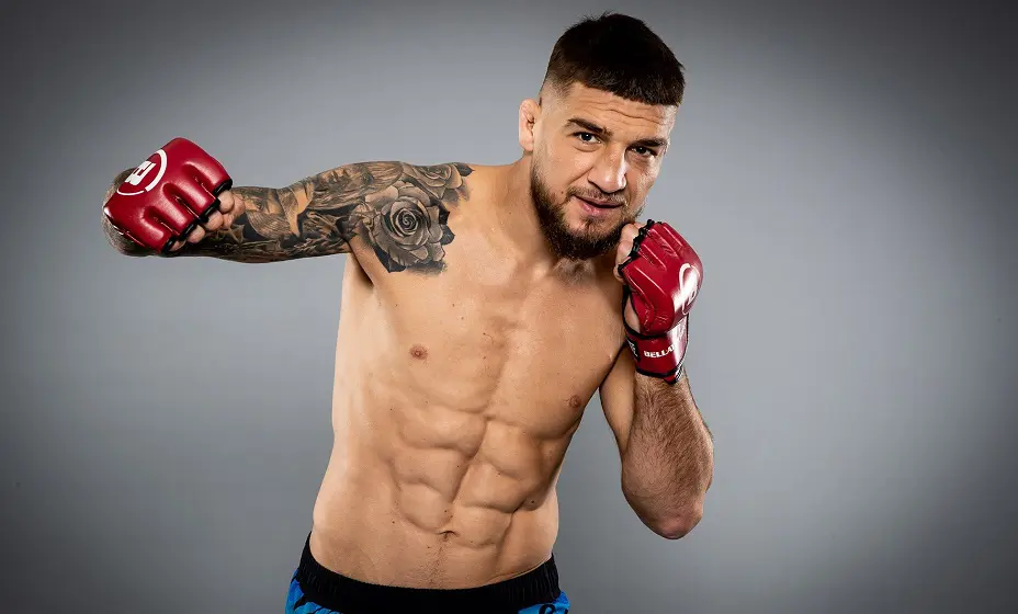 Амосов обратился к болельщикам после поражения от Джексона на турнире Bellator 301. Фото: Bellator.com