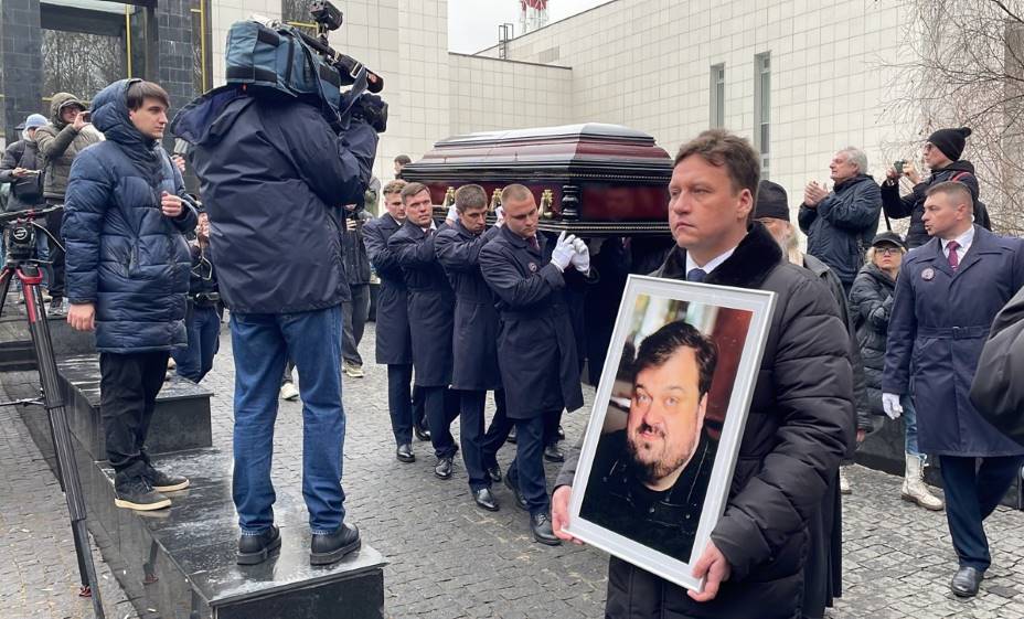 Василия Уткина проводили в последний путь. Фото: Денис Акинин, КП