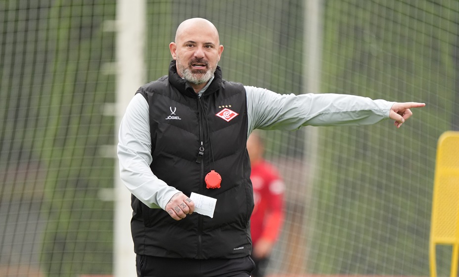 Дмитриев: Станкович может где-то похвалить, а где-то «напихать». Фото: Global Look Press