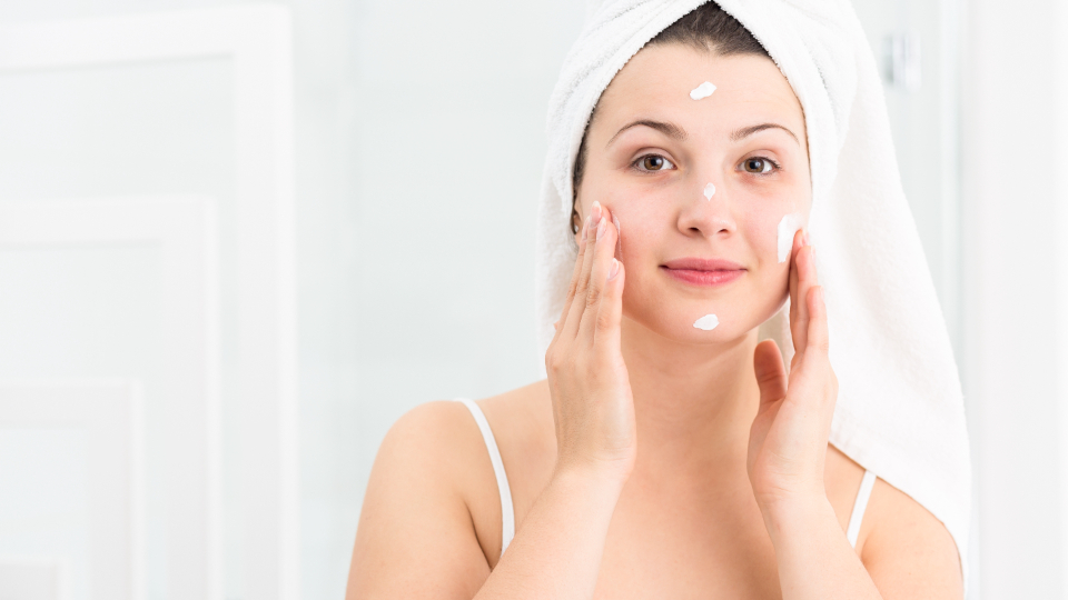 12 лучших средств от комедонов в 2025 году